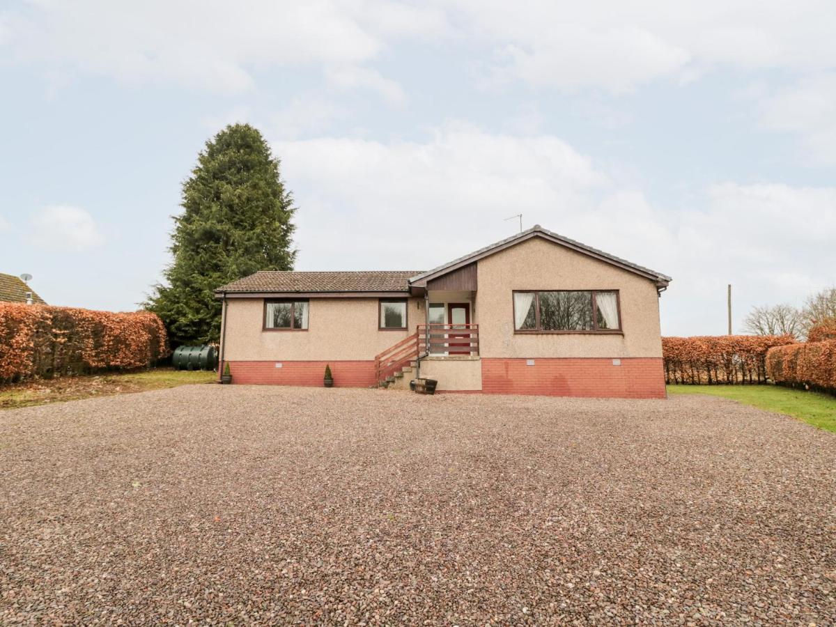 Broombaulks Farm Bungalow Jedburgh Exterior photo